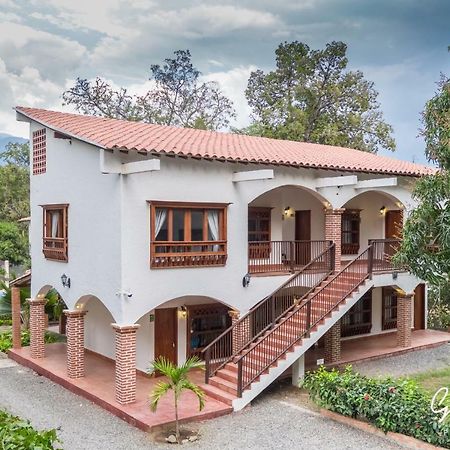 Finca Hotel Guali Santafe Santa Fe de Antioquia Esterno foto